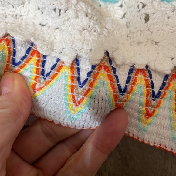 NWT S Boho tassel fringe white crochet rainbow top price final price is firm - Picture 8 of 16